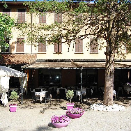 Albergo Ristorante Sant'Eustorgio Arcore Bagian luar foto