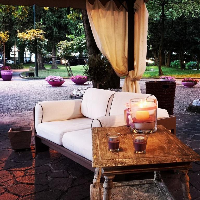 Albergo Ristorante Sant'Eustorgio Arcore Bagian luar foto